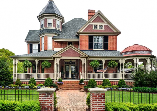 Gable berbentuk puncak yang rumit